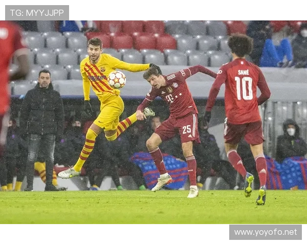 巴萨进攻体系过度依赖边路，中路创造力不足影响战术多样性