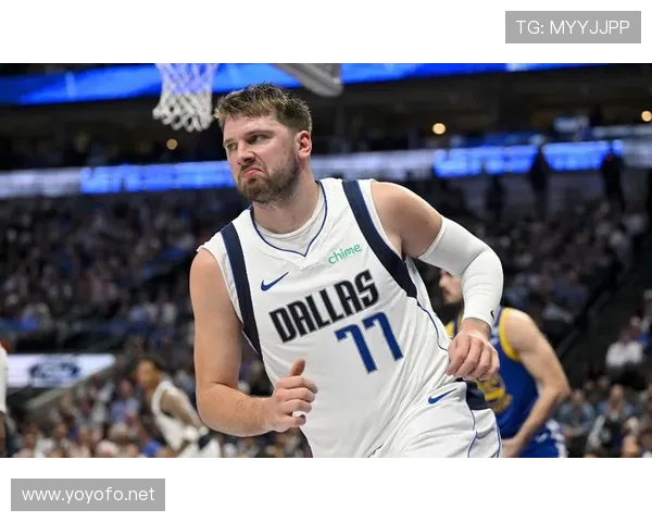 东契奇同一晚换两个豪车？这生活也太飘了吧！